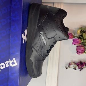 reebok royal BB4500 HI2 (size 11 men’s)